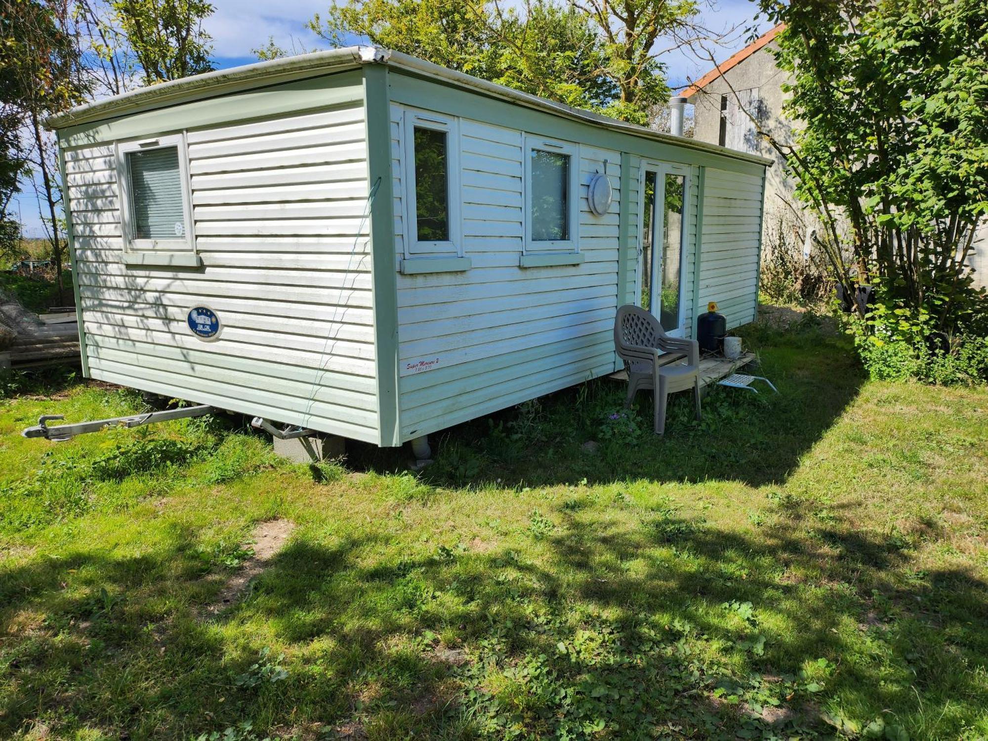 Chambres, Table D'Hotes Et Gites Les Mesanges Saint-Jean-de-Sauves Exterior photo